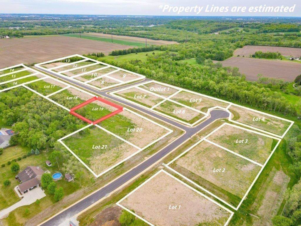 3316 Creekview Lane - Photo 1