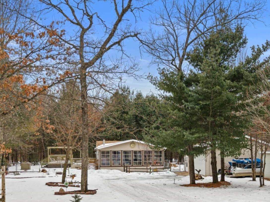 543 Feather Trail - Photo 1