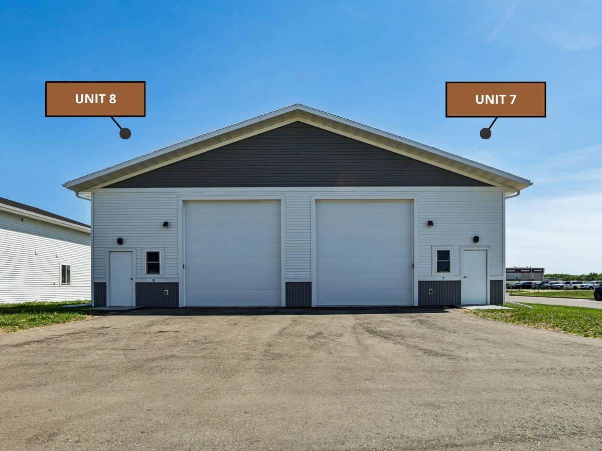Units 7&8 407 Wengel Drive - Photo 1