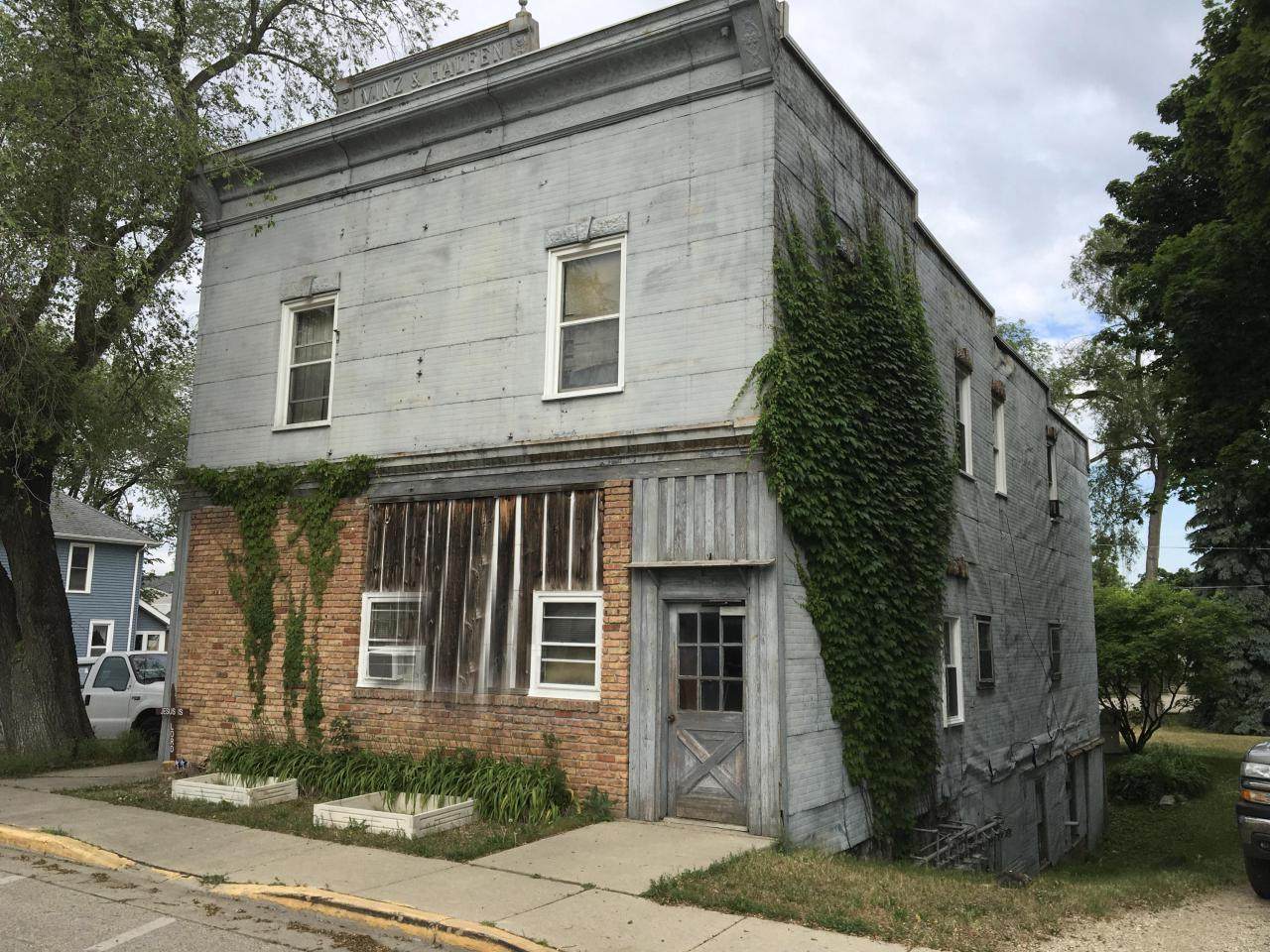 146 Main St - Photo 1
