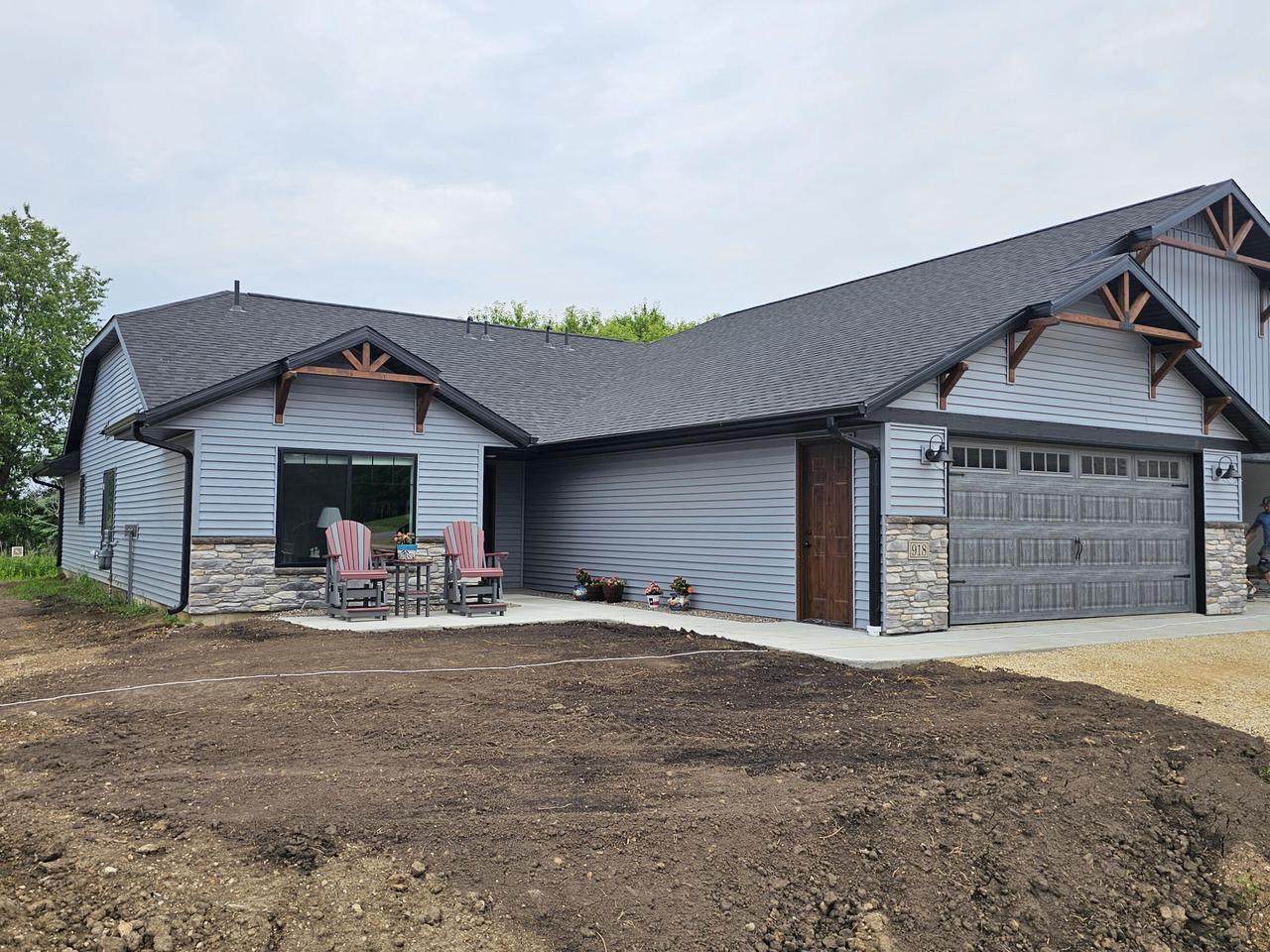 918 Silverthorne Drive - Photo 1