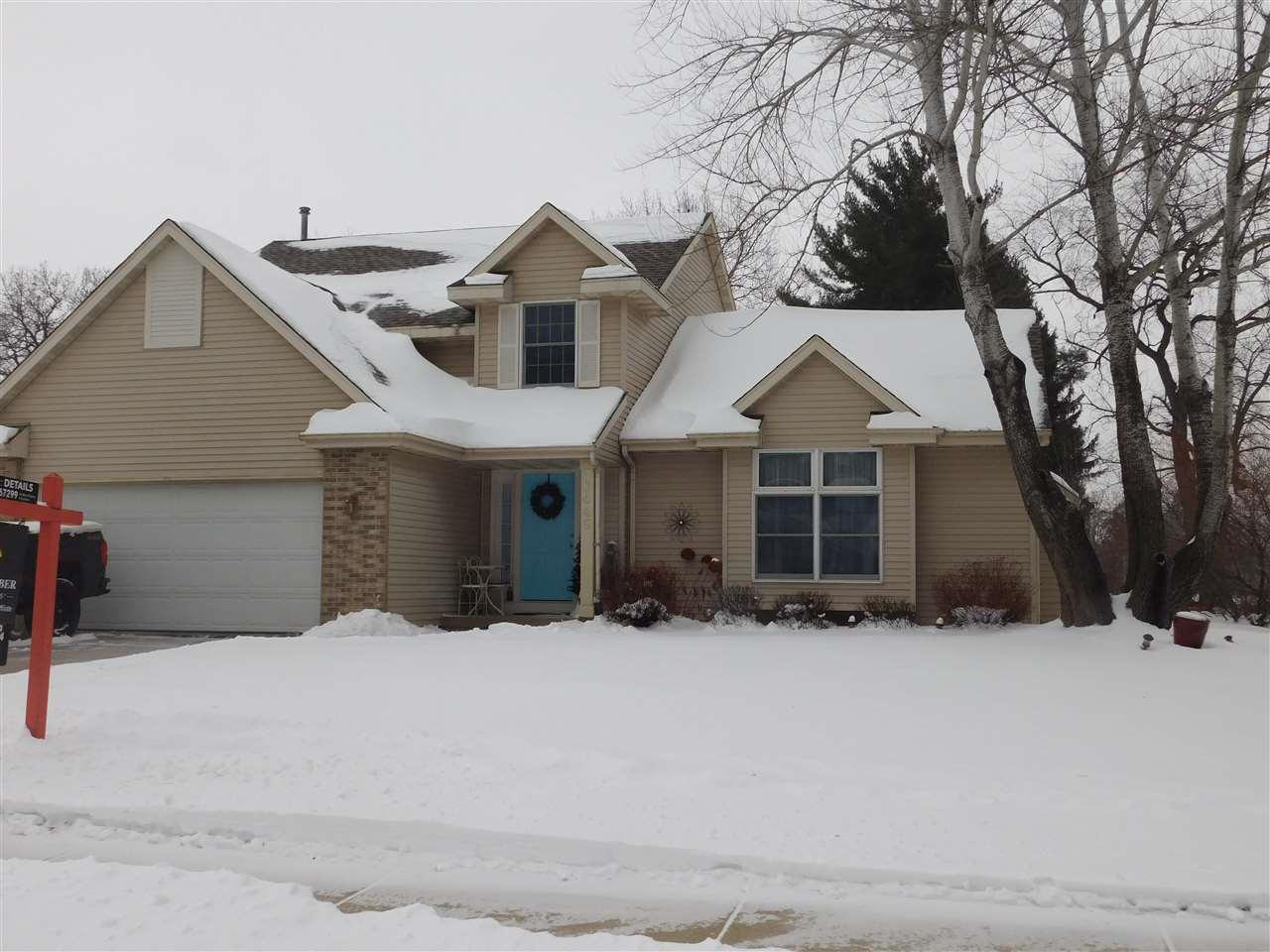 3446 Hemmingway Dr - Photo 1