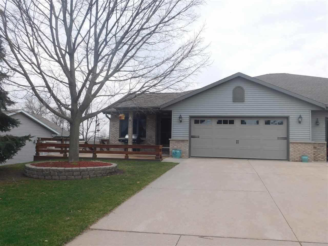 4213 Whitney St - Photo 1
