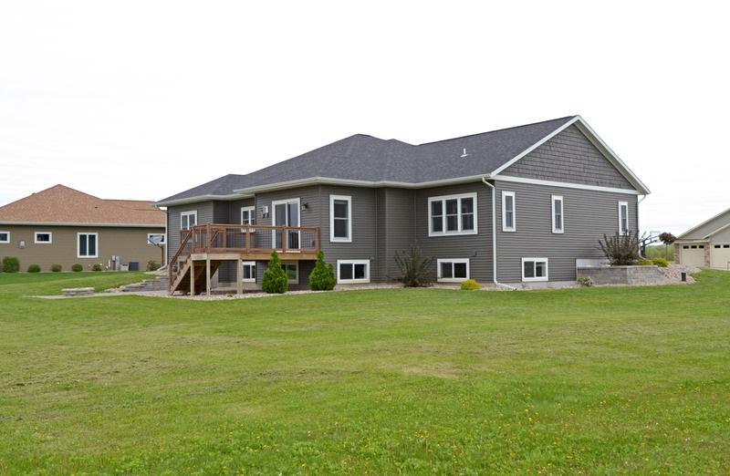 7201 Flyhawk Ln - Photo 1