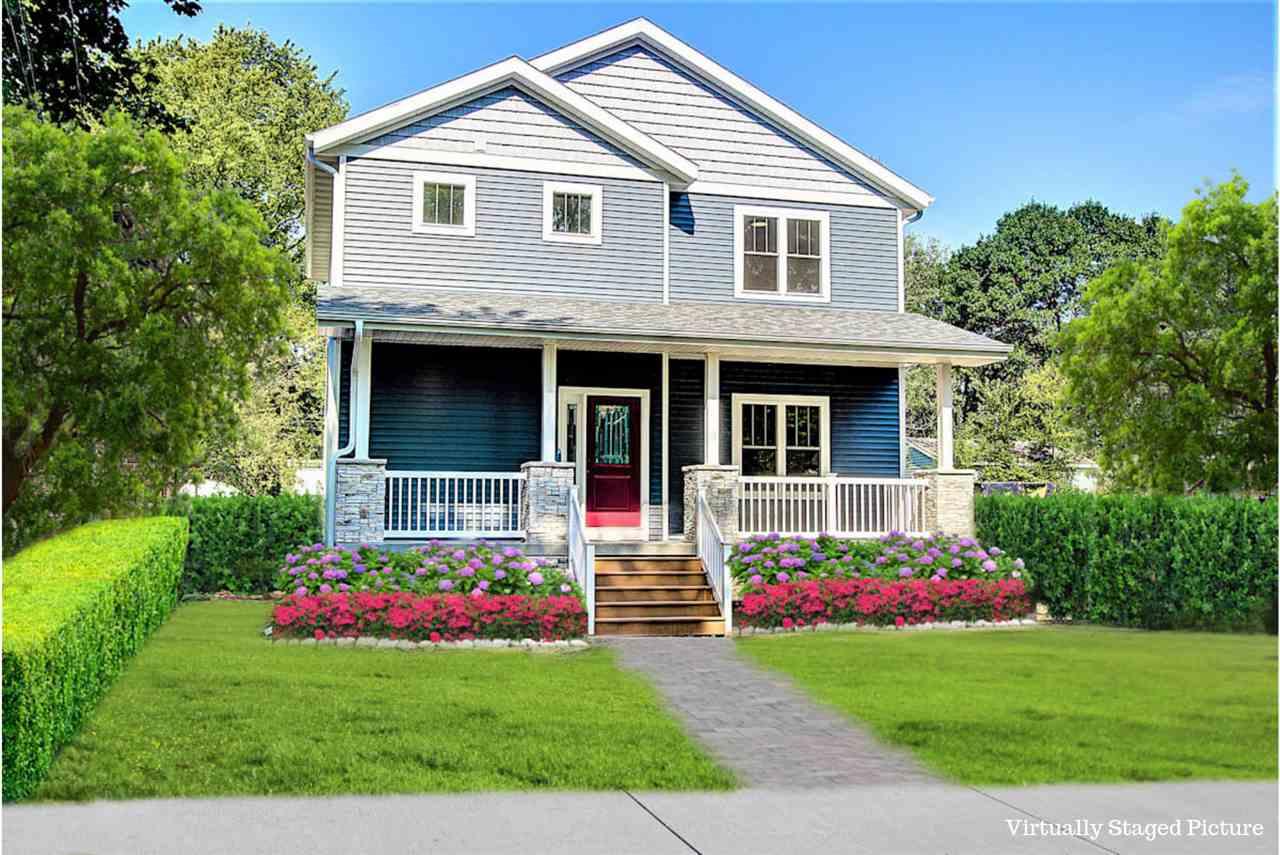 1326 Crowley Ave - Photo 1