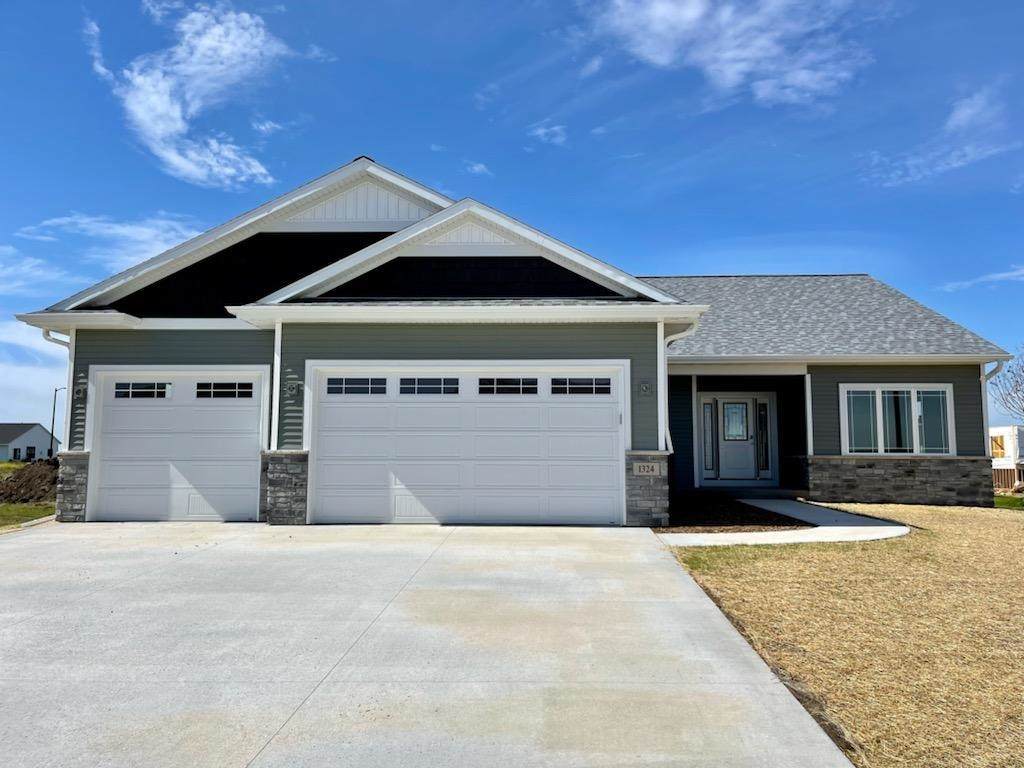 1324 Jens Ct - Photo 1