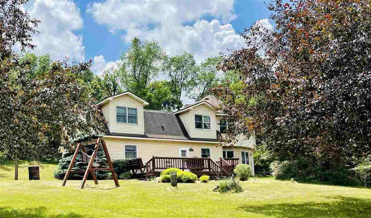 17858 River Rd - Photo 1