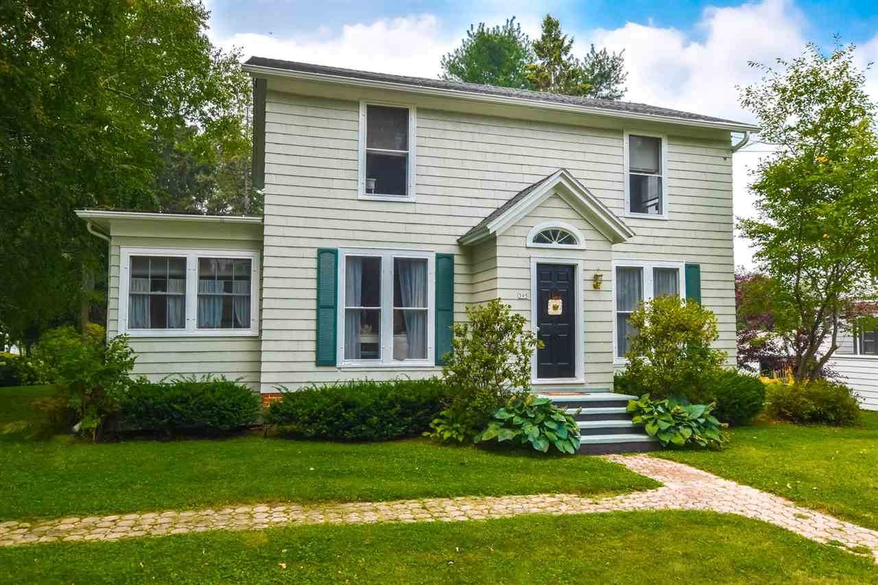 395 Lake St - Photo 1