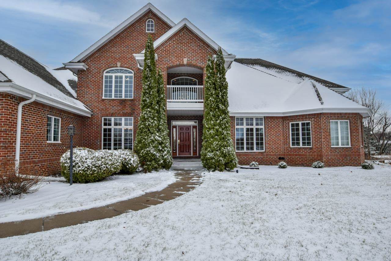 7919 Almor Dr - Photo 1
