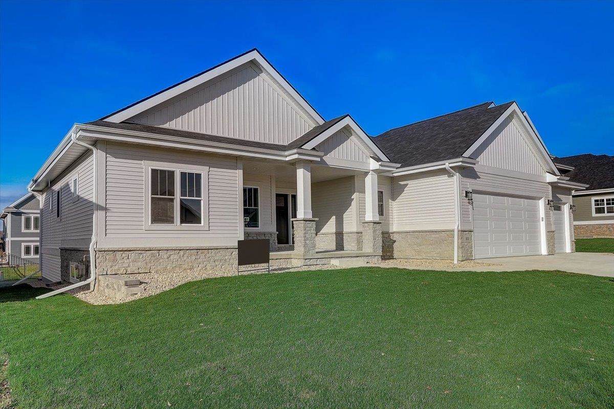 803 Ronald Overlook - Photo 1