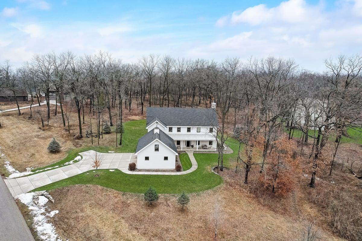 7594 Watch Hill Ct - Photo 1