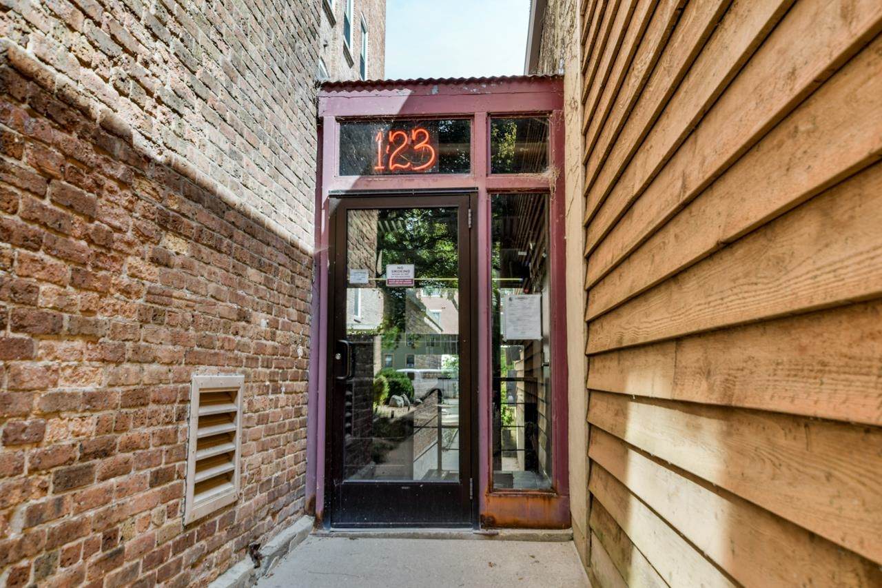 123 Blount Street - Photo 1