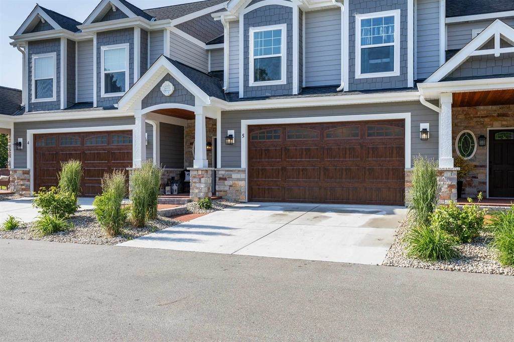 1204 Main Street - Photo 1