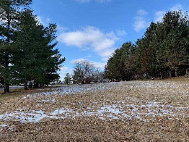 1442 Lakeview Dr - Photo 1