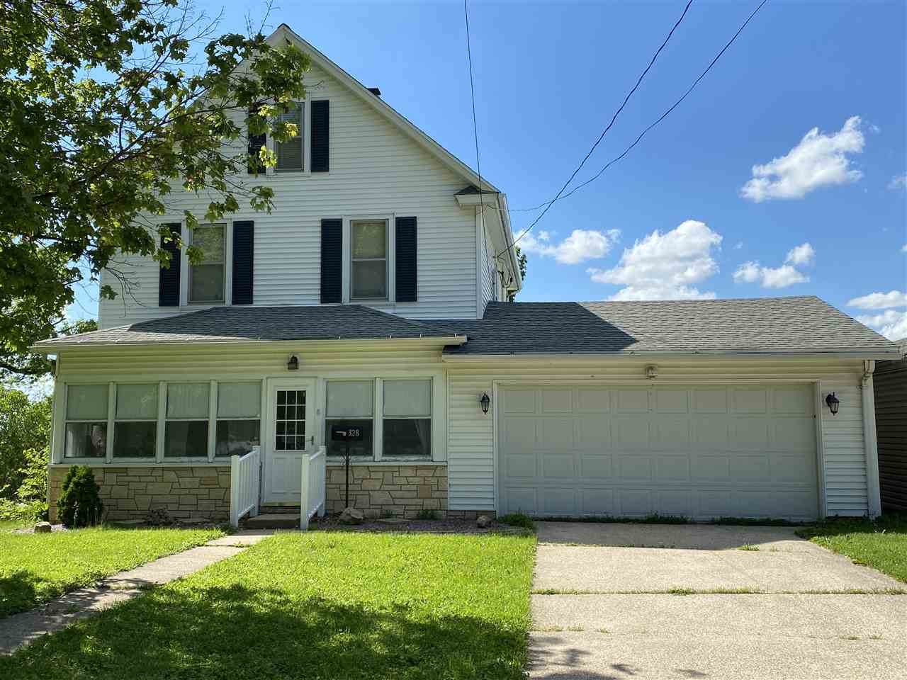 328 Dodge St - Photo 1