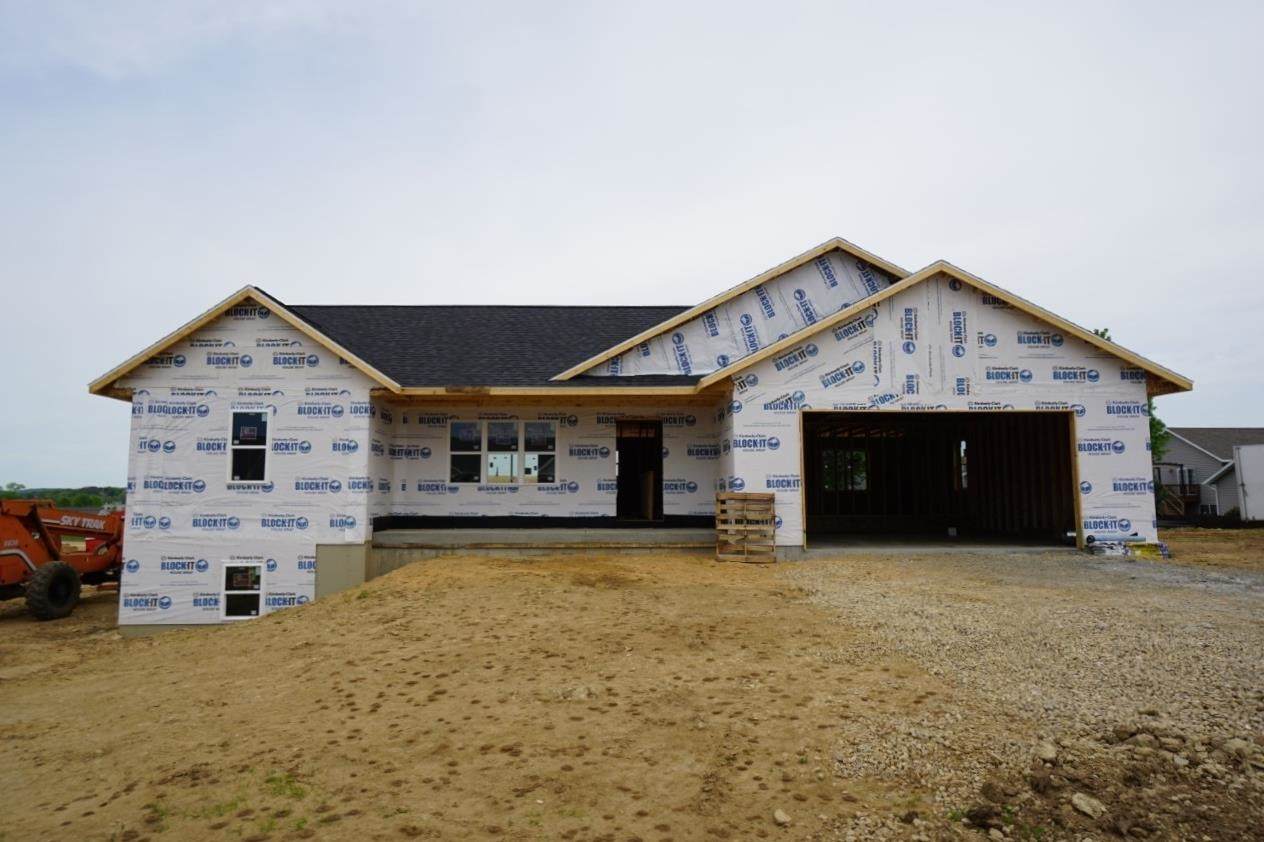 2131 Cambridge Ct - Photo 1