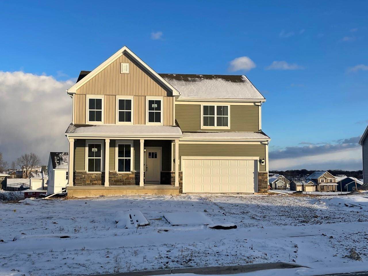 372 Humble Cir - Photo 1