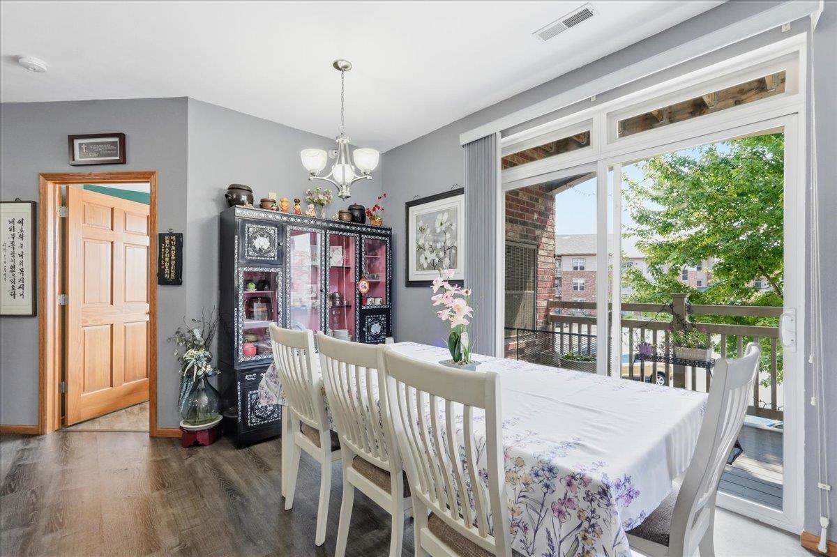 121 Metro Terrace - Photo 1