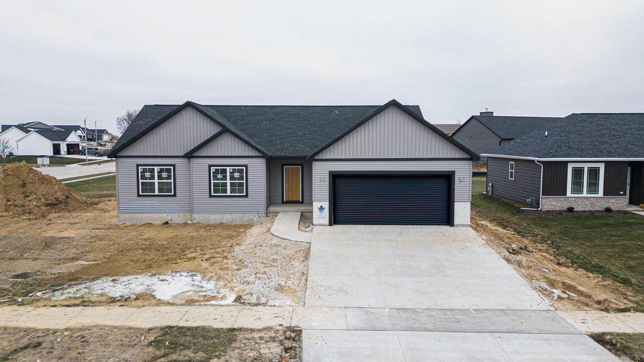 324 Allison Way - Photo 1