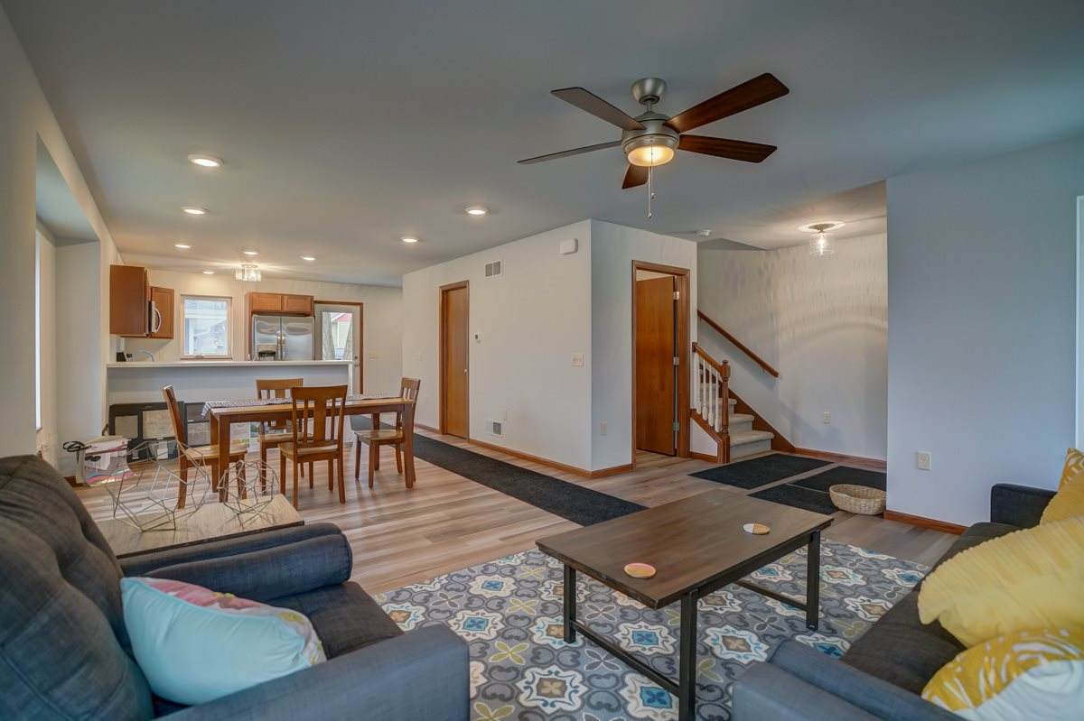 2412 Dunns Marsh Terr - Photo 1