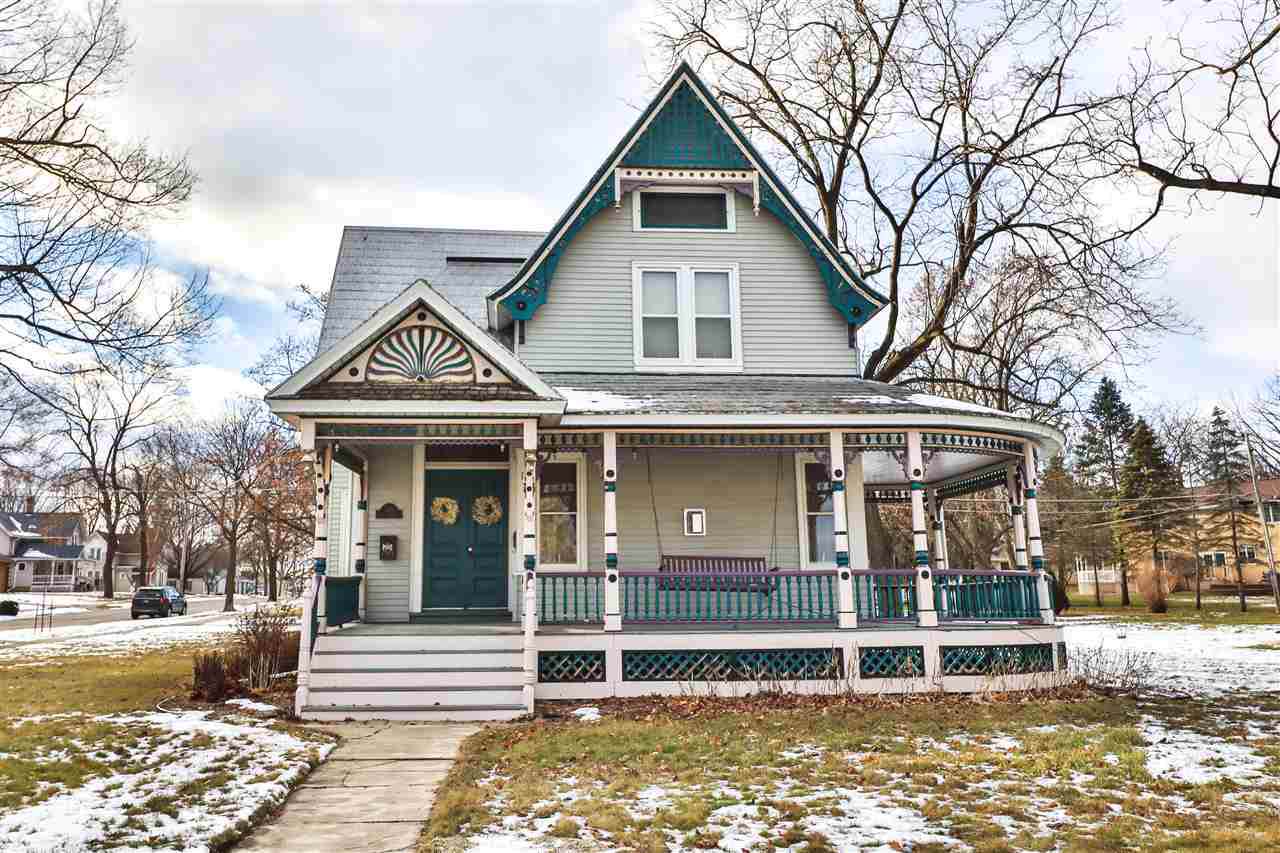 443 Main St - Photo 1