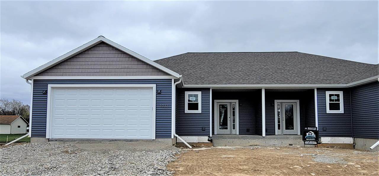 1033 Tanager St - Photo 1