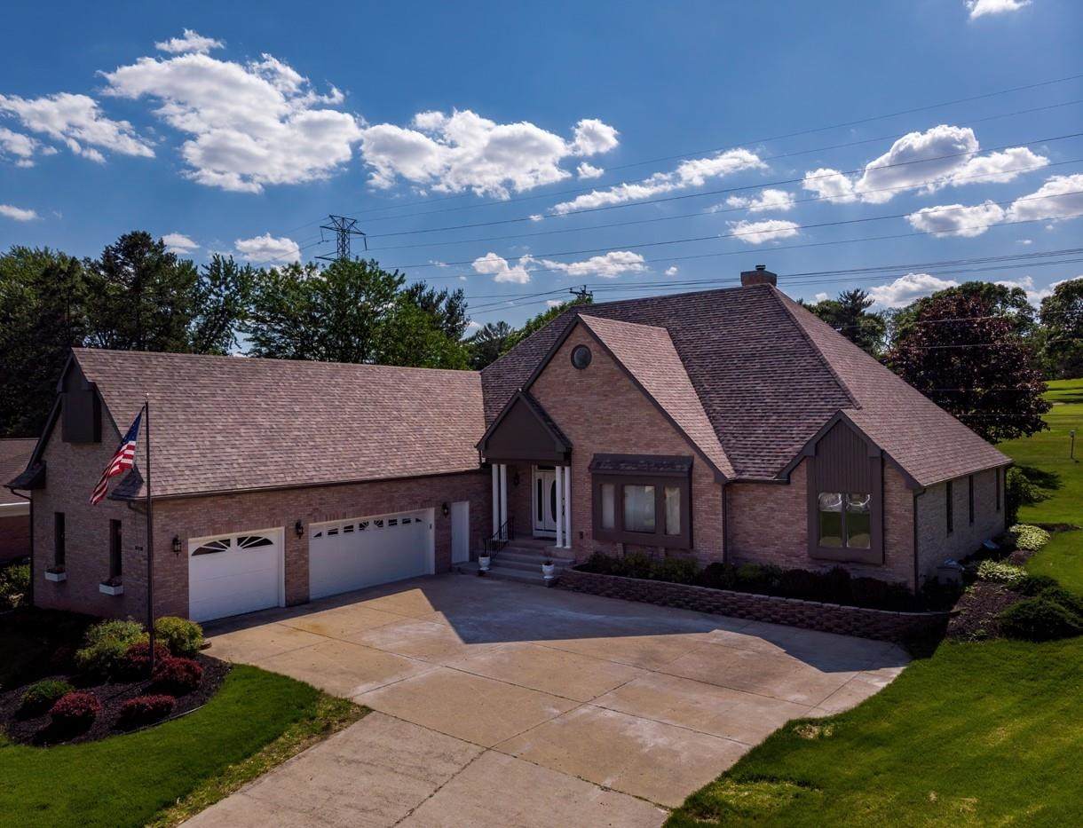 851 Marion Ave - Photo 1