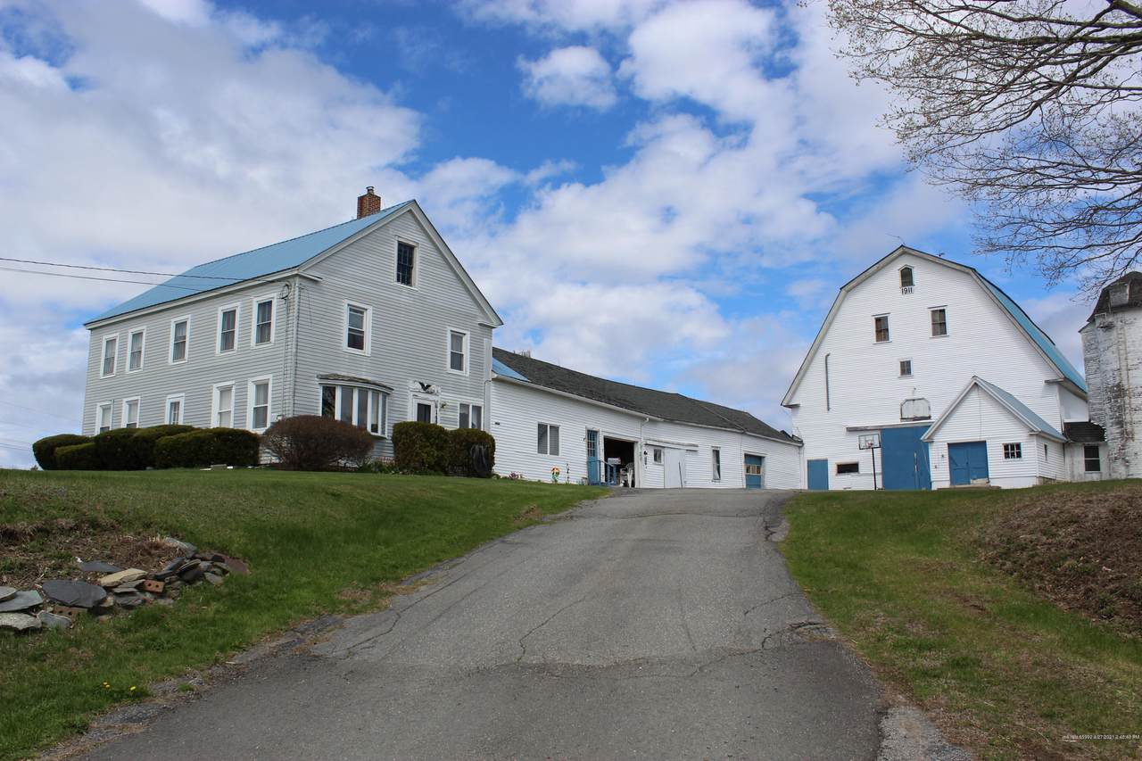 1490 Main Street - Photo 1