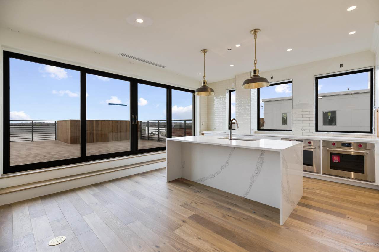 383 Commercial Street - Photo 1