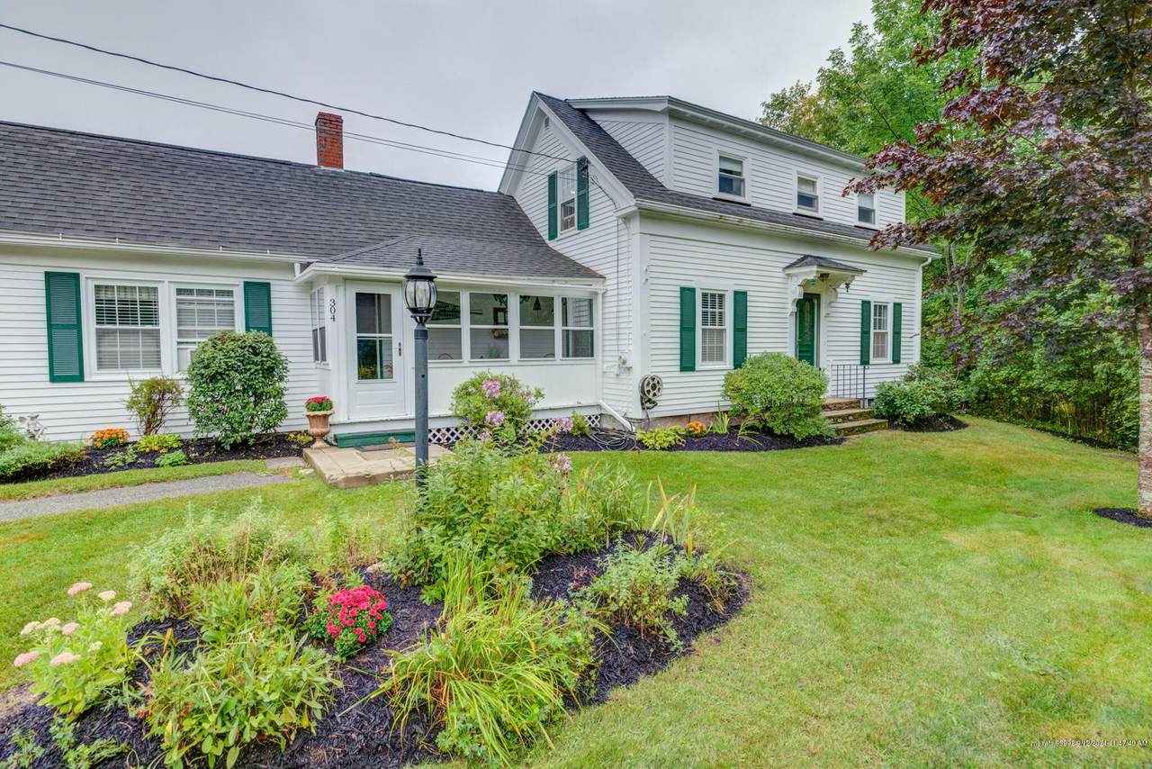 304 Quaker Ridge Road - Photo 1