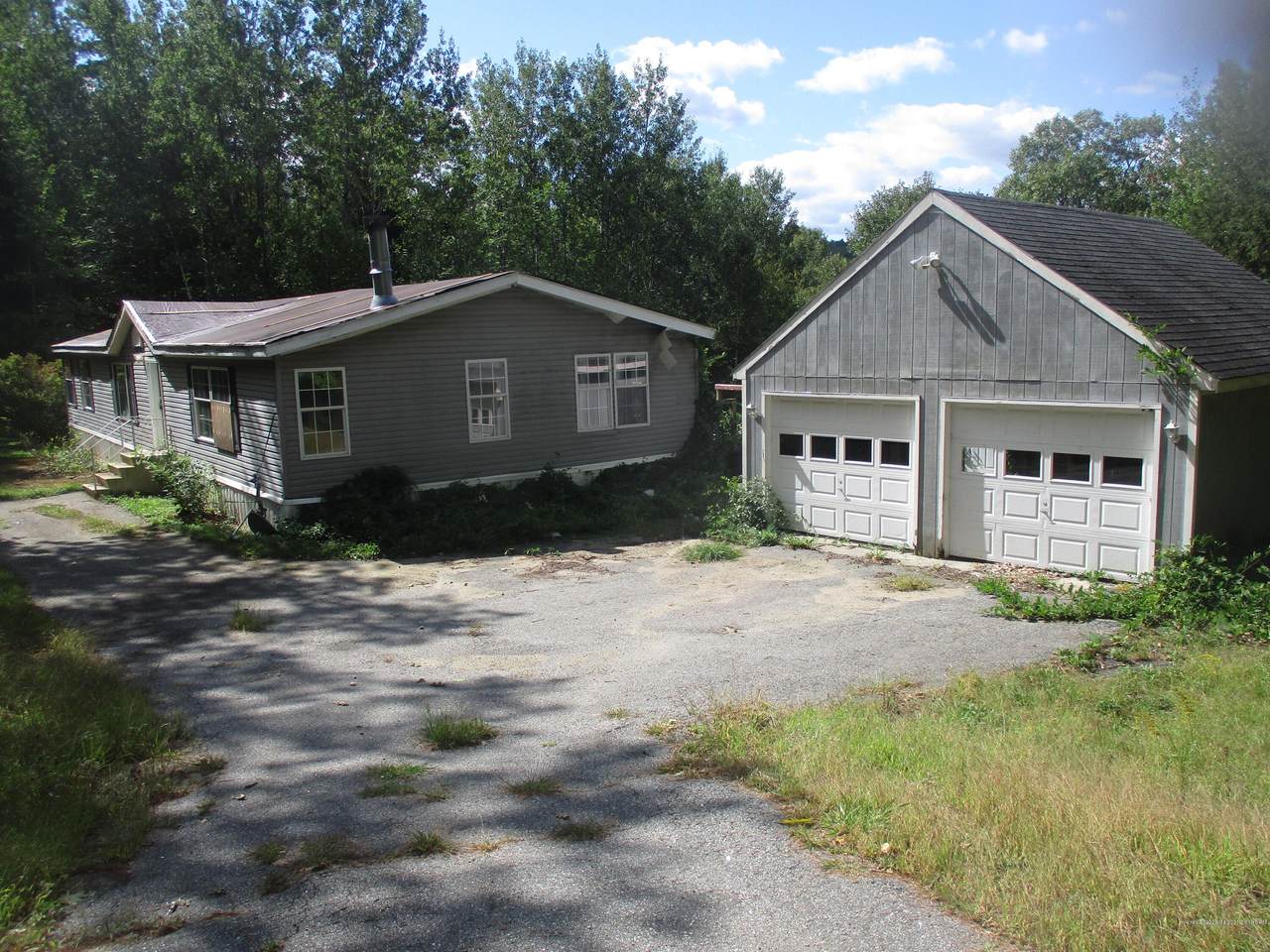 889 River Road - Photo 1