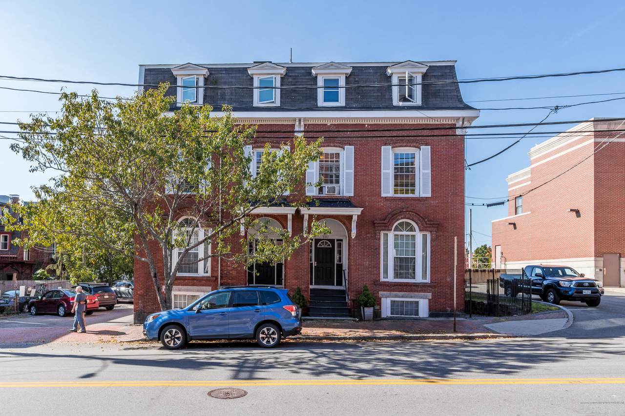 98-100 India Street - Photo 1