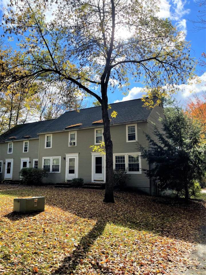 1326 Forest Avenue - Photo 1