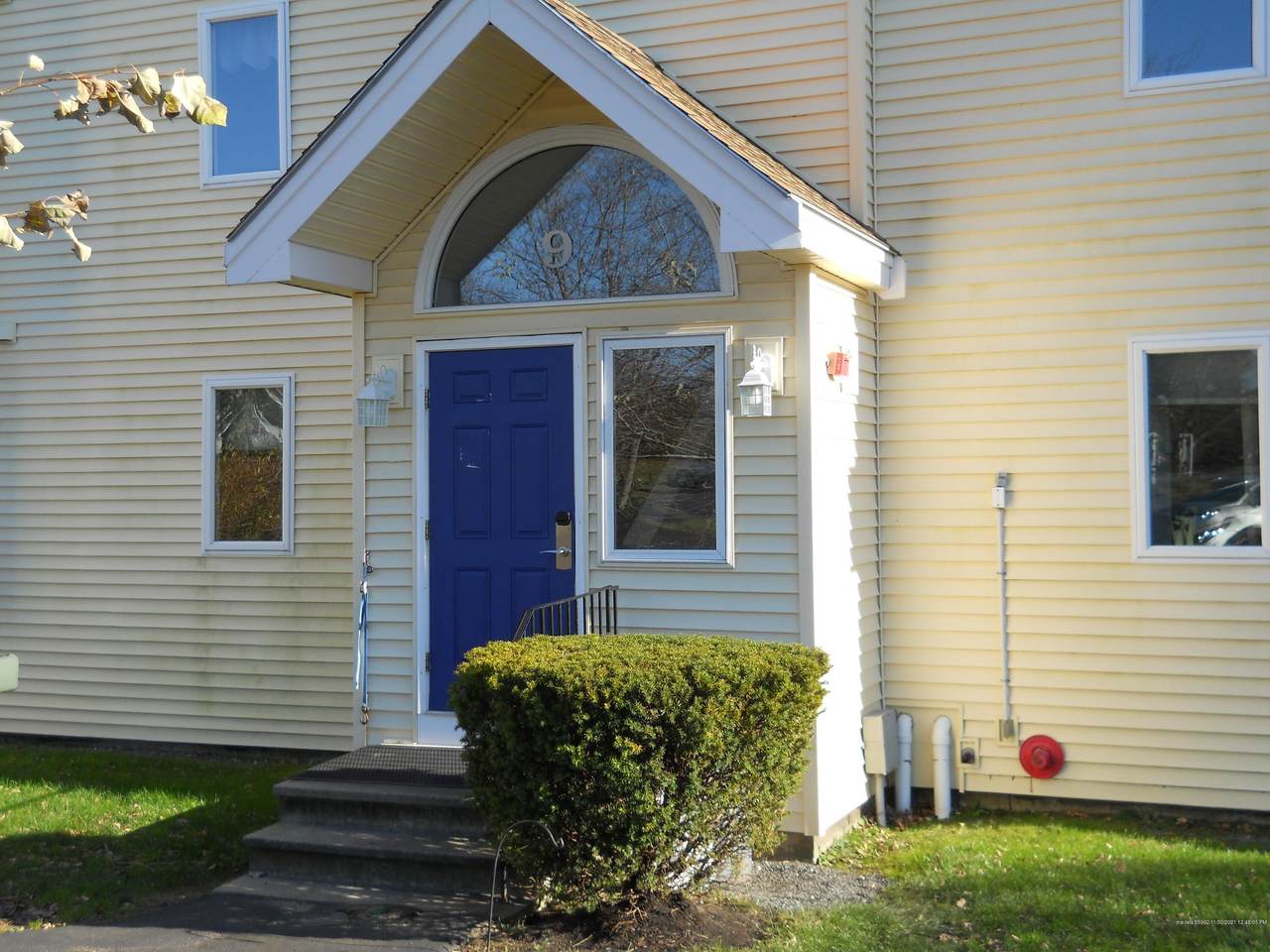 1373 Post Road - Photo 1
