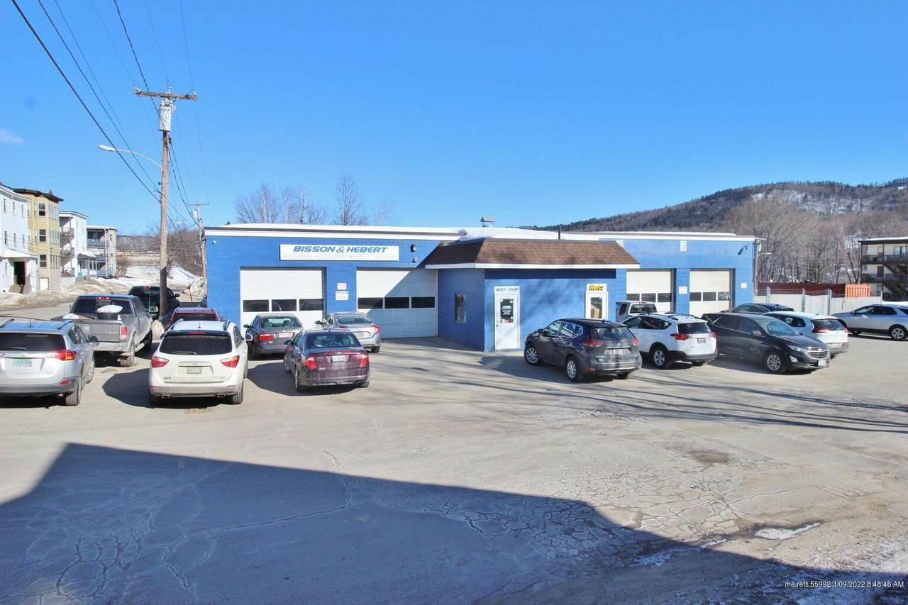 70 Essex Avenue - Photo 1