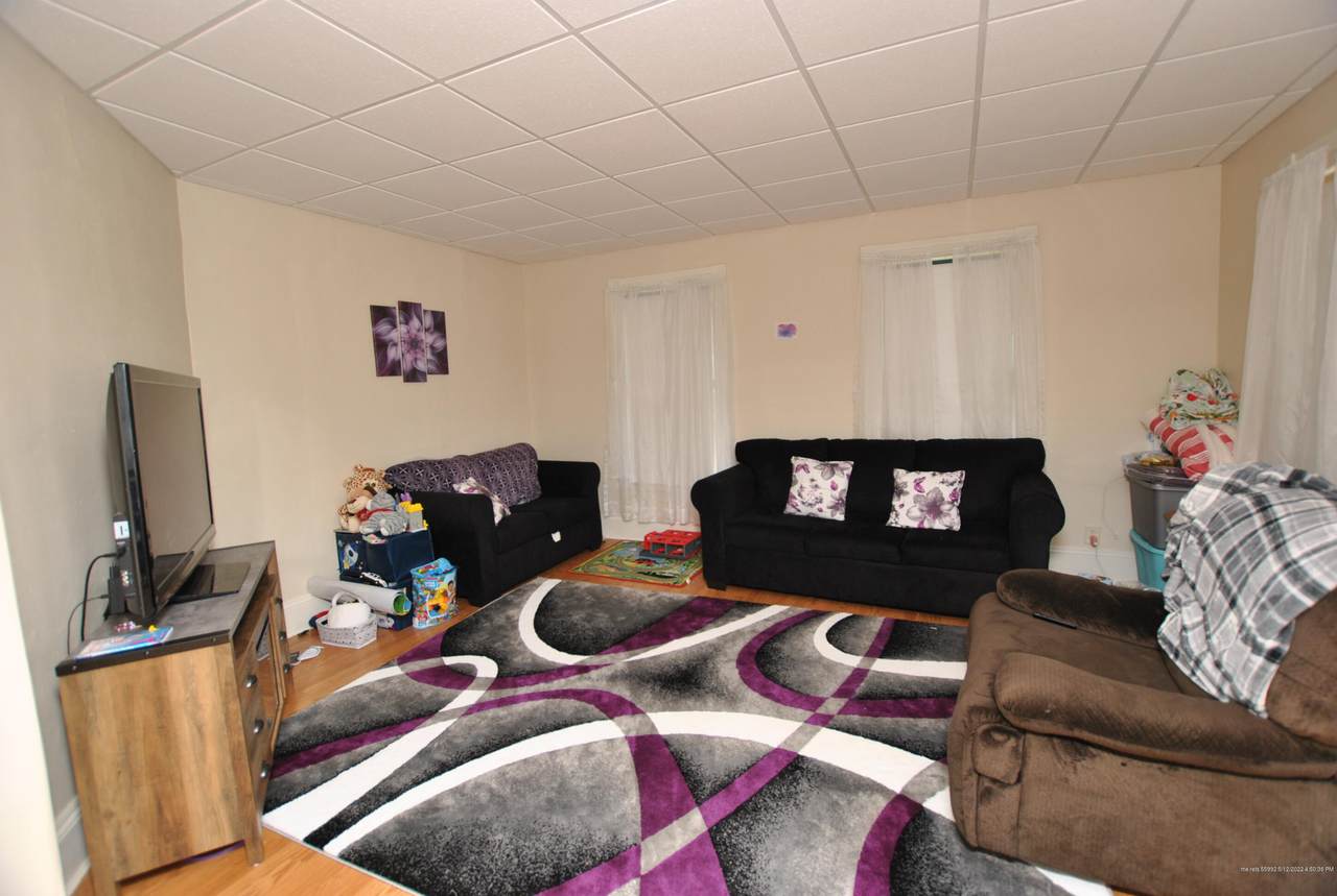 15 Lebanon Street - Photo 1