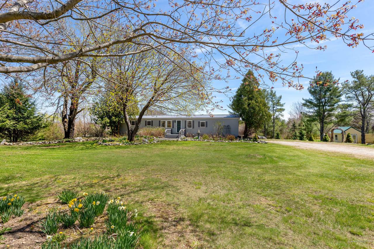 1419 River Road - Photo 1