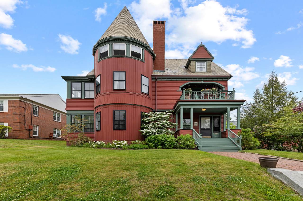 176 Vaughan Street - Photo 1