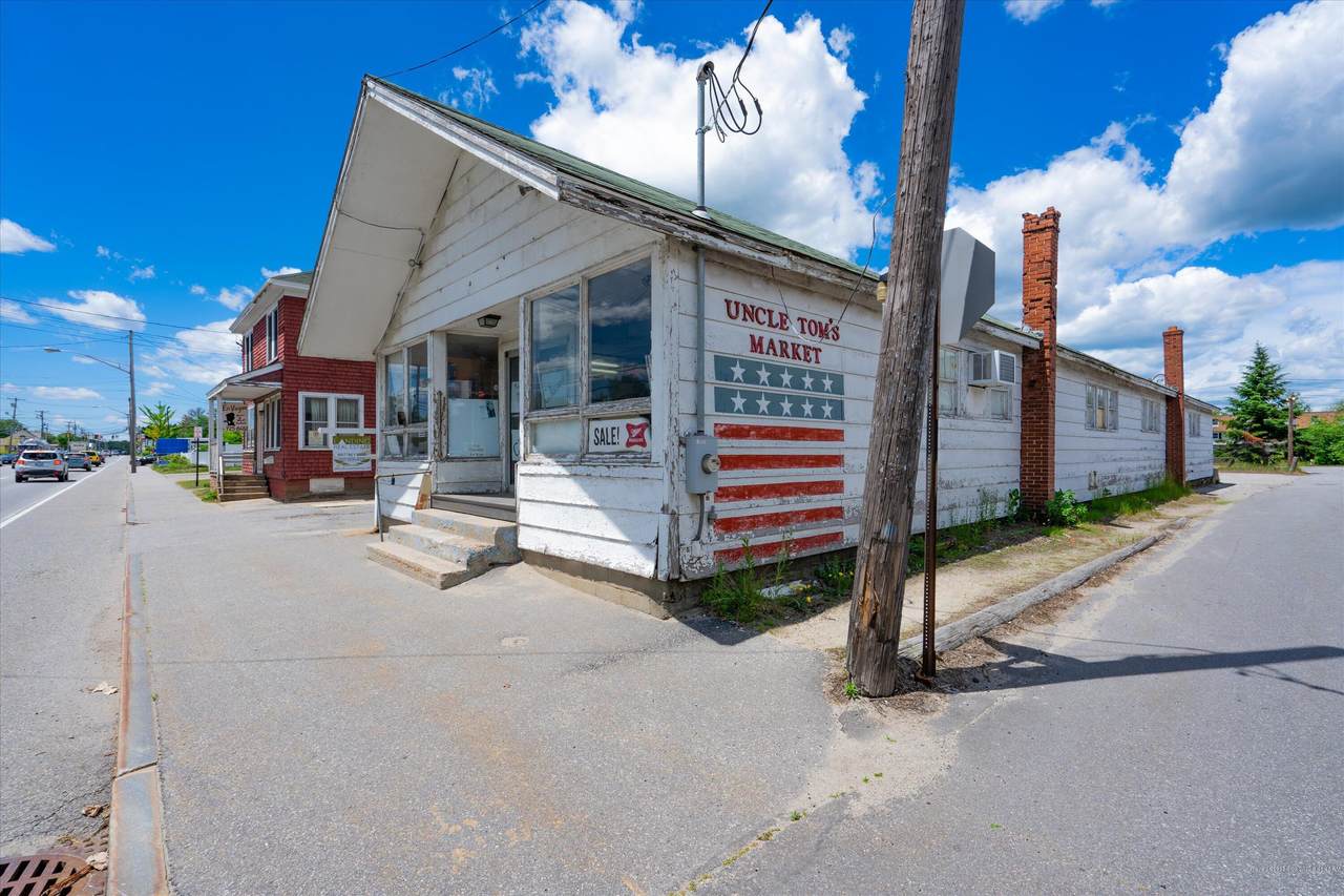 138 Pleasant Street - Photo 1