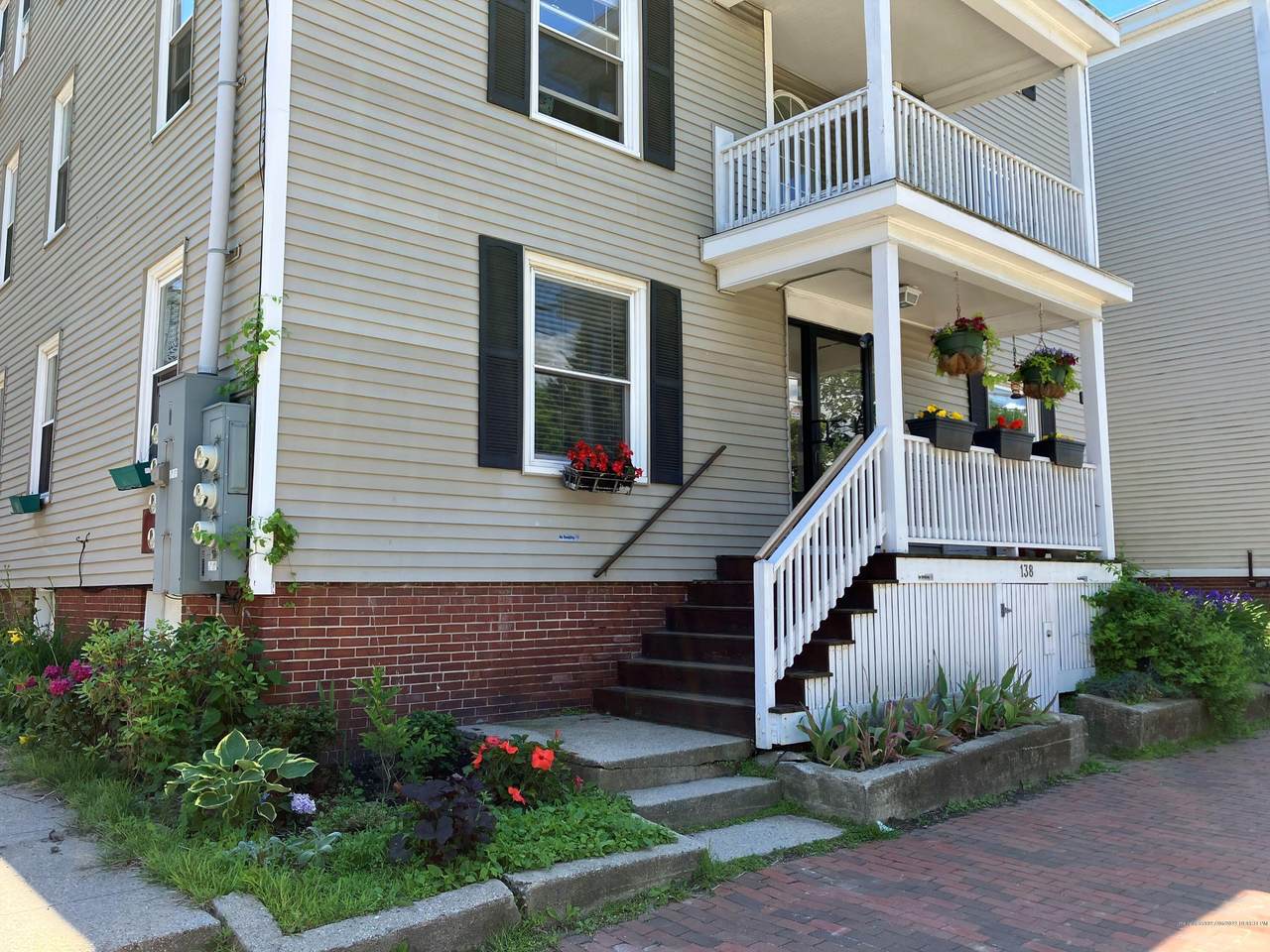 138 Park Avenue - Photo 1