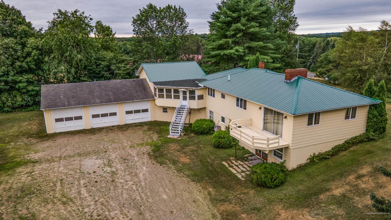 321 Lakeview Drive - Photo 1