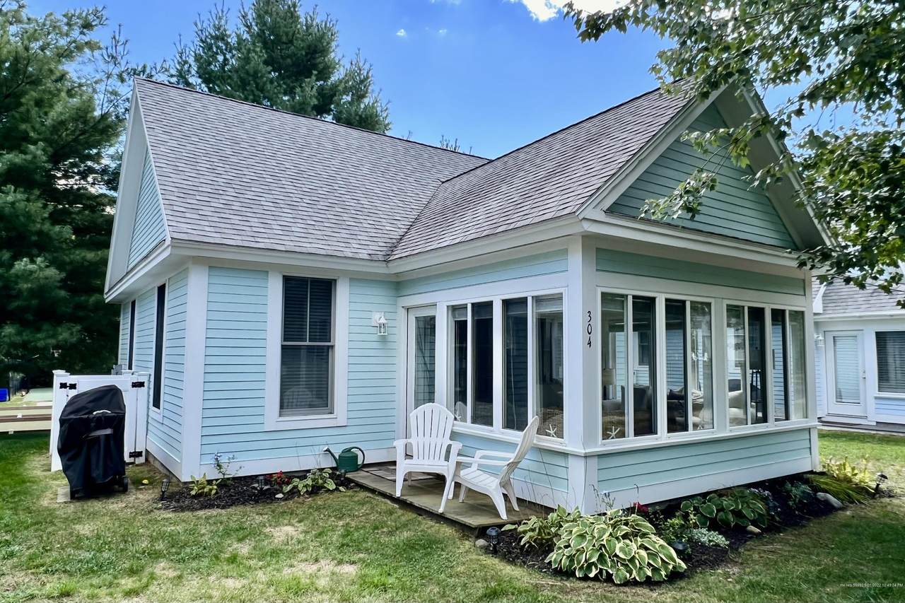454 Post Road - Photo 1