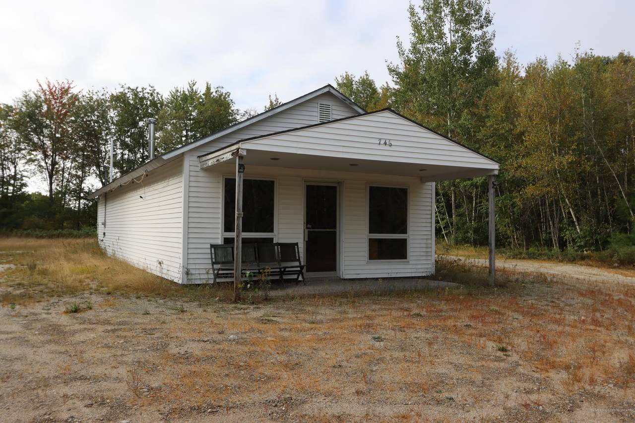 746 Auburn Road - Photo 1