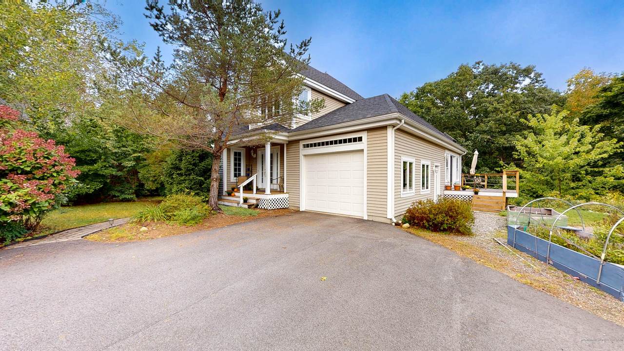 125 Washington Street - Photo 1