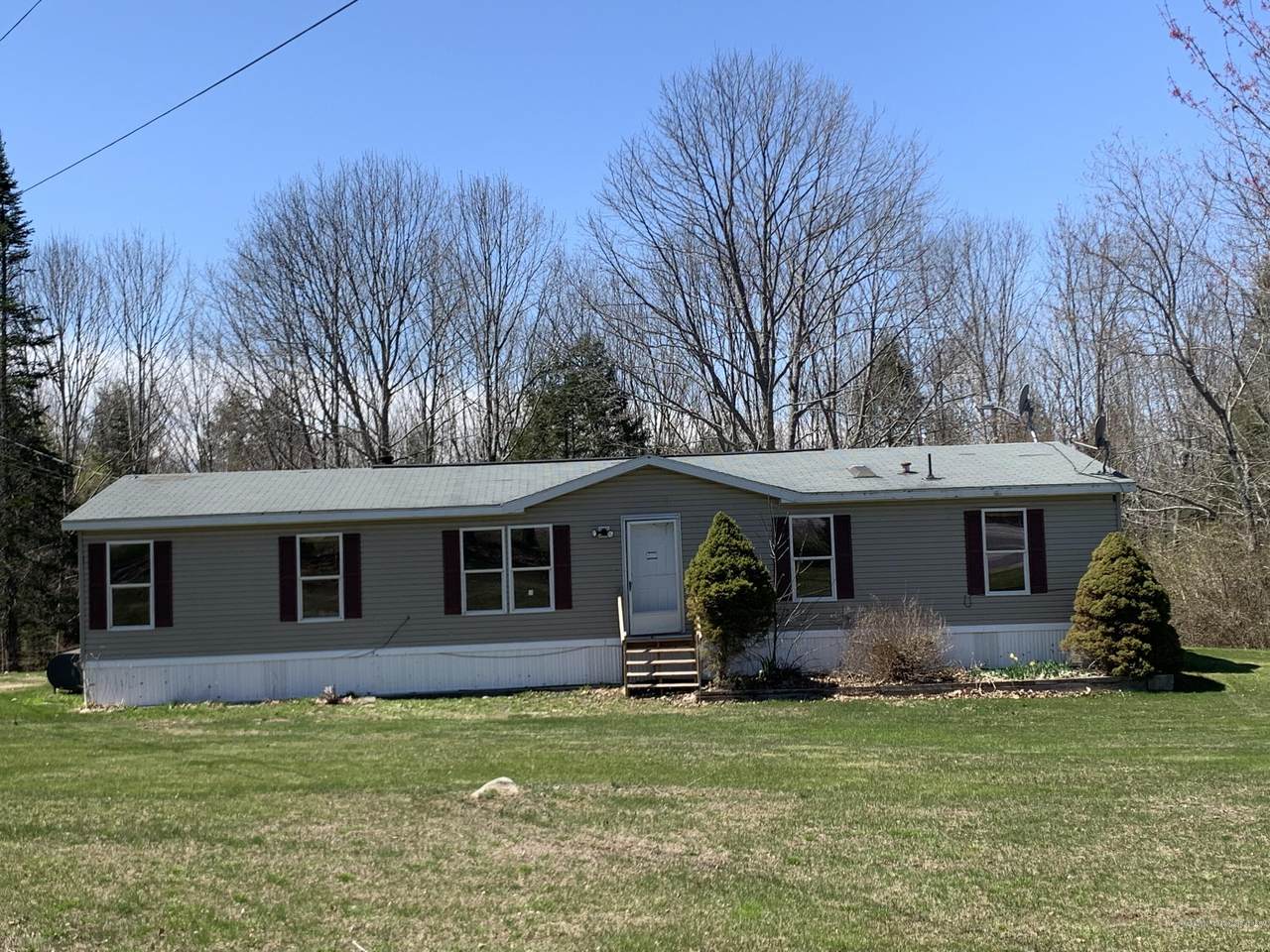 404 Gardiner Road - Photo 1