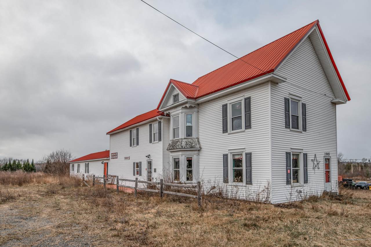 445 Corinna Road - Photo 1