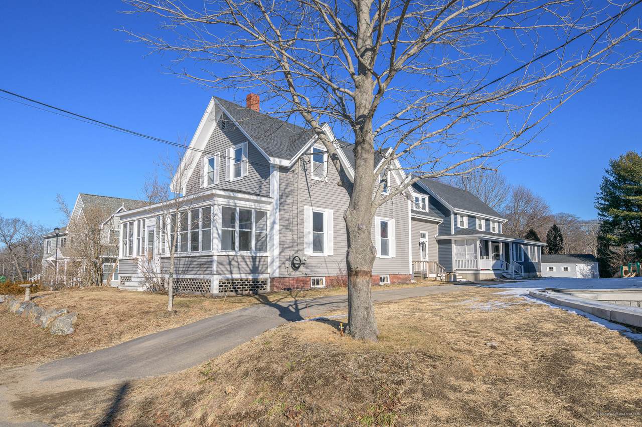 12 Hill Way - Photo 1