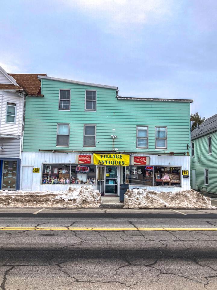 11 Village Street - Photo 1