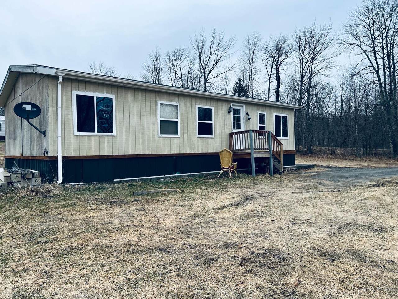 571 Dexter Road - Photo 1