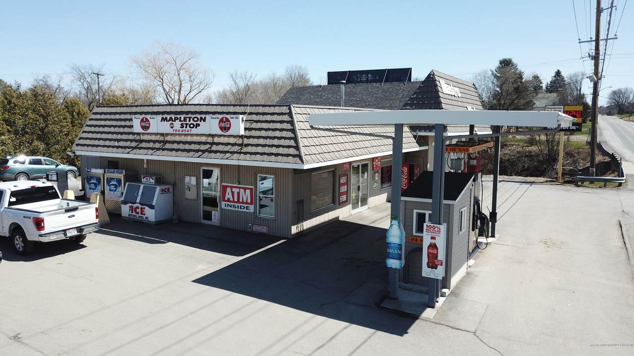 1689 Main Street - Photo 1